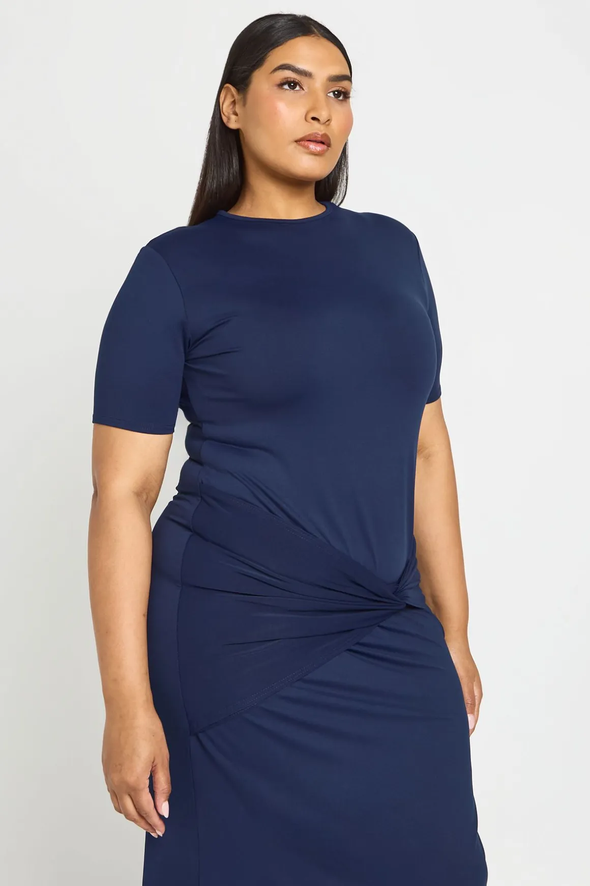 Robe Maxi Grande Taille Ultra Douce À Manches Courtes Avec Nœud À La Taille
