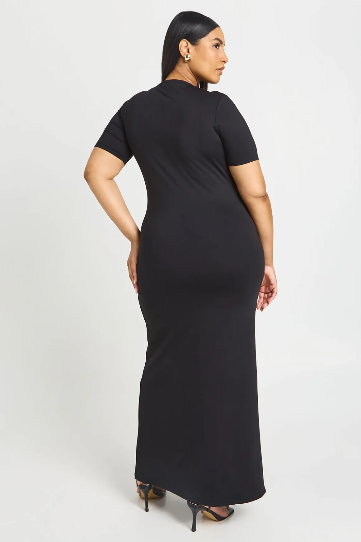 Robe Maxi Grande Taille Ultra Douce À Manches Courtes Avec Nœud À La Taille