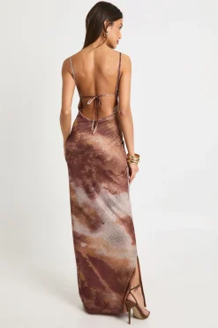 Robe maxi imprimée à sequins thermocollés, décolleté cuillère bas