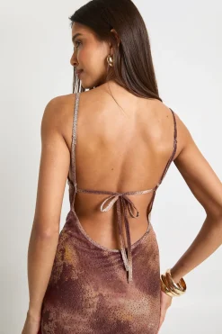 Robe maxi imprimée à sequins thermocollés, décolleté cuillère bas