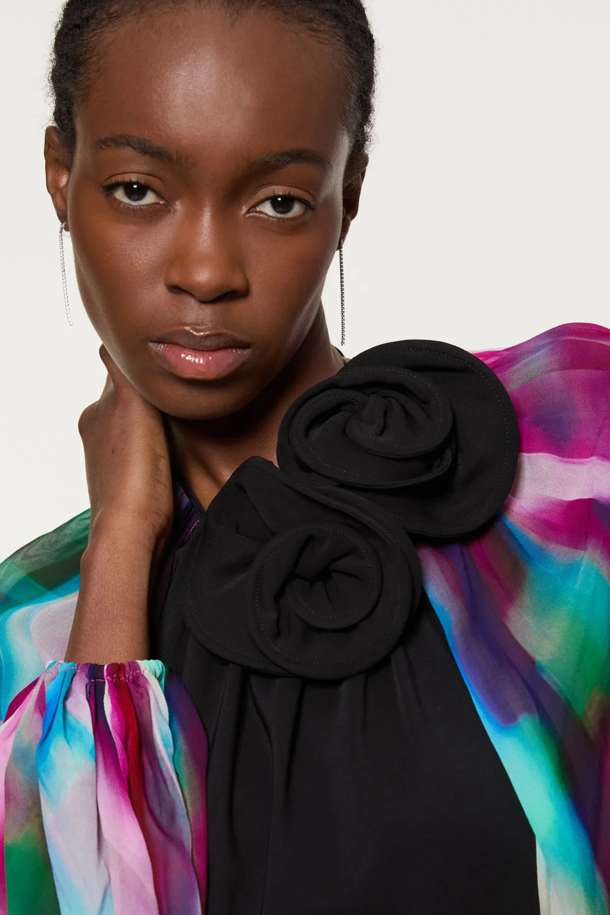 KarenMillen Robe Maxi Longue Imprimée Cady en Viscose avec Épaules Dévoilées et Dos Drapé en Georgette Viscose<Femme Toutes Les Robes|Robes Longues