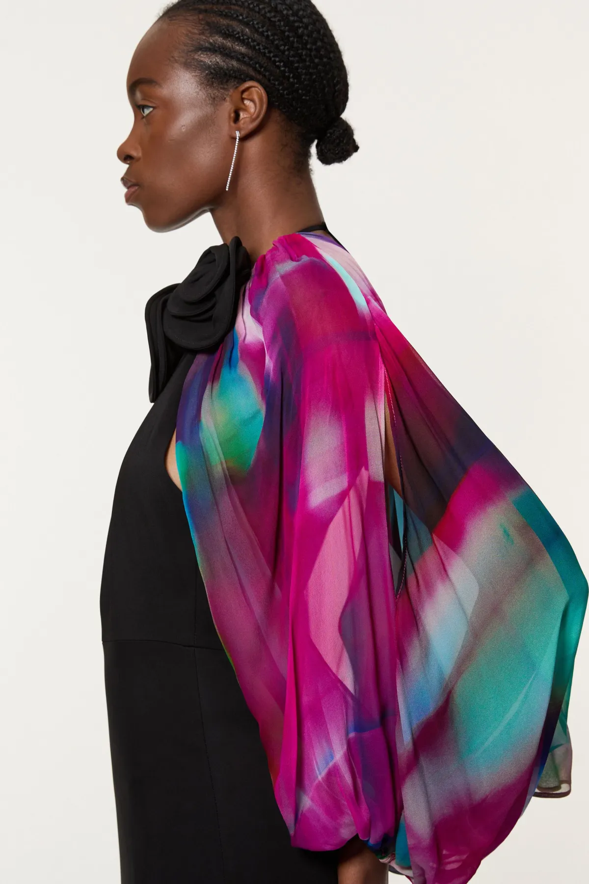 KarenMillen Robe Maxi Longue Imprimée Cady en Viscose avec Épaules Dévoilées et Dos Drapé en Georgette Viscose<Femme Toutes Les Robes|Robes Longues