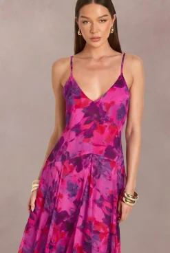 Robe Maxi Longue À Imprimé Floral Avec Bretelles Fines Et Décolleté Caraco