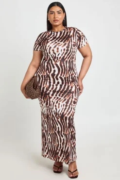 boohoo Robe Maxi À Manches Courtes À Imprimé Abstrait Grande Taille<Femme Toutes Les Robes|Robes Longues
