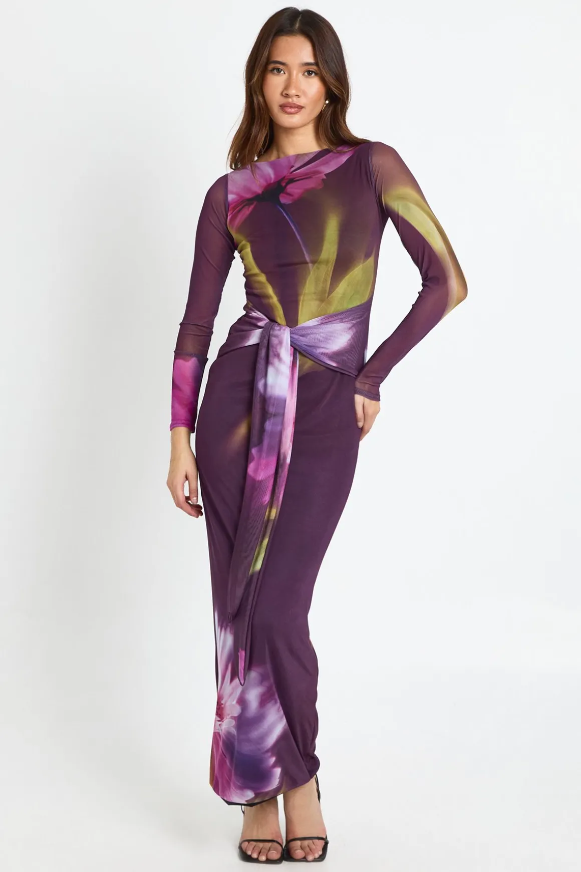 Robe maxi à manches longues avec détail noué
