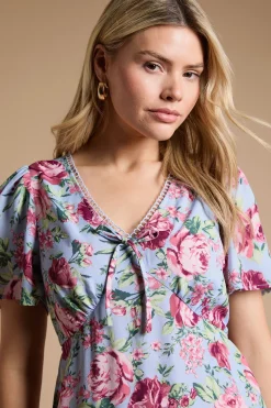 Robe Maxi à Manches Évasées avec Finitions en Dentelle