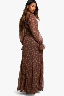 Robe maxi Milkmaid en chiffon froissé à motif floral discret