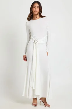 Robe Maxi Moulante À Manches Longues Avec Ceinture À Anneau En O