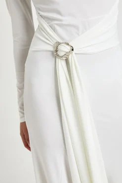 Robe Maxi Moulante À Manches Longues Avec Ceinture À Anneau En O