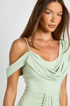 boohoo Robe Maxi À Épaules Dénudées Avec Drapé Double Couche En Tissu Slinky<Femme Robes Moulantes|Robes Bal De Promo