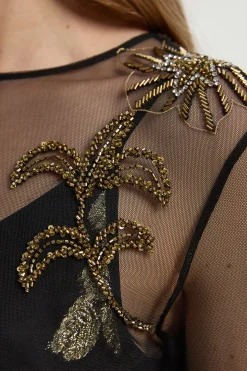 Robe Maxi Petite en Georgette Métallisée Tissée avec Appliqués Floraux
