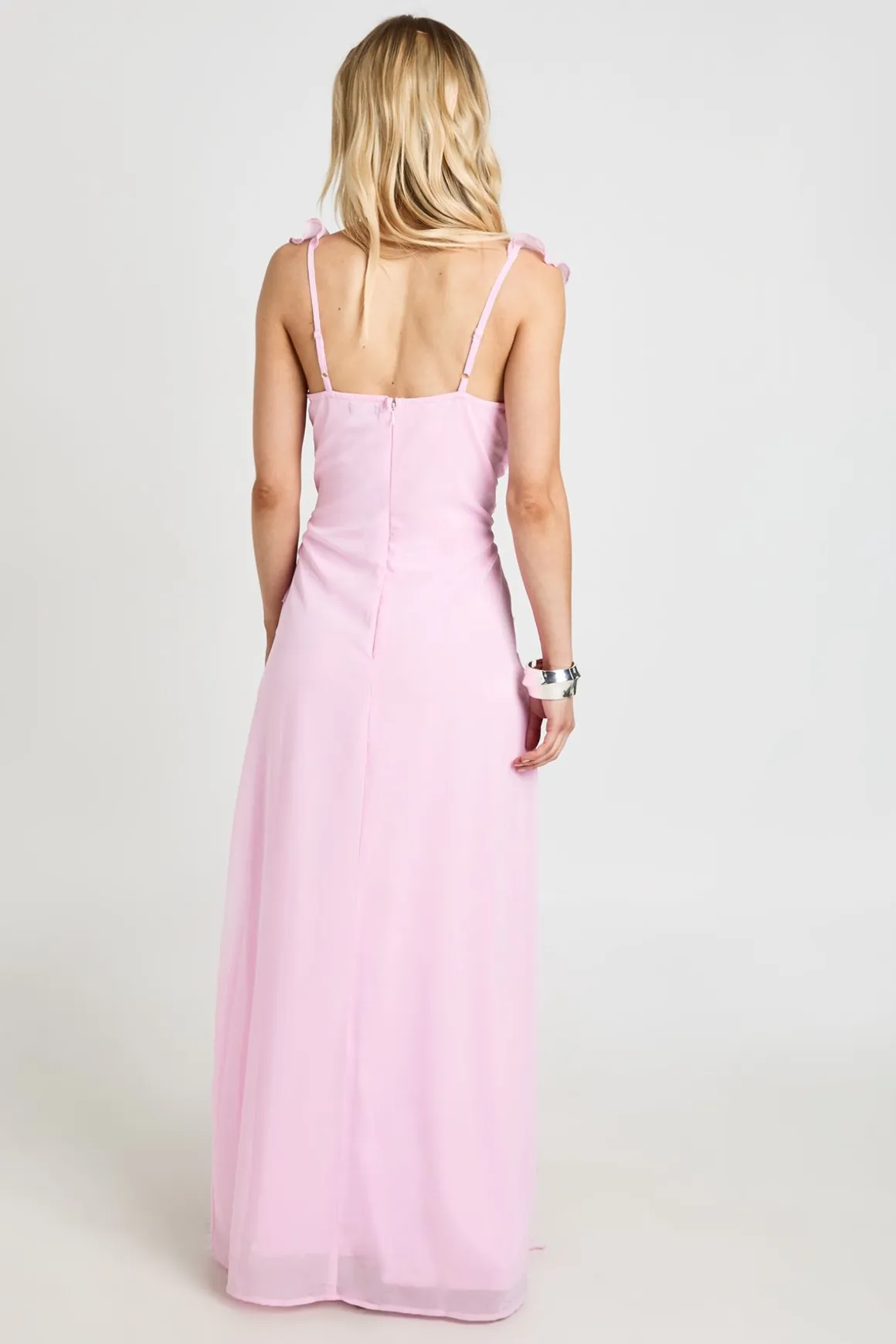 Robe Maxi Petite En Mousseline Taille Froncée Avec Détail De Volants