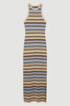 Robe Maxi Petite Légère À Détails De Coutures