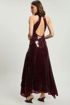 Robe Maxi Petite À Sequins Avec Encolure Licou Et Ourlet Mouchoir