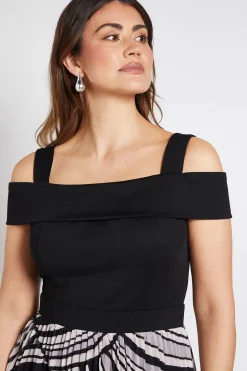 Robe Maxi Plissée En Ponte À Épaules Dénudées