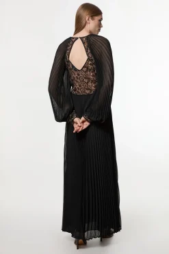 Robe maxi plissée en viscose georgette tissée avec détail en panneau de dentelle transparente