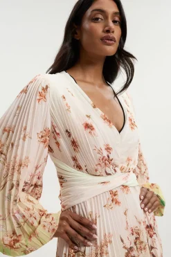 KarenMillen Robe Maxi Plissée à Motifs Floraux Éparpillés avec Manches Bouffantes et Découpes<Femme Robes À Manches Longues|Robes