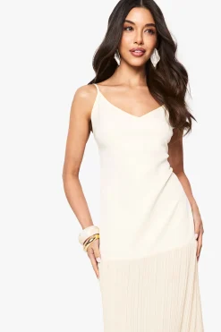 boohoo Robe Maxi Plissée à Taille Basse<Femme Robes Bal De Promo|Robes
