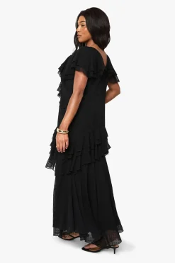 boohoo Robe Maxi Plus Size Dobby en Chiffon avec détails en volants<Femme Toutes Les Robes|Robes Longues