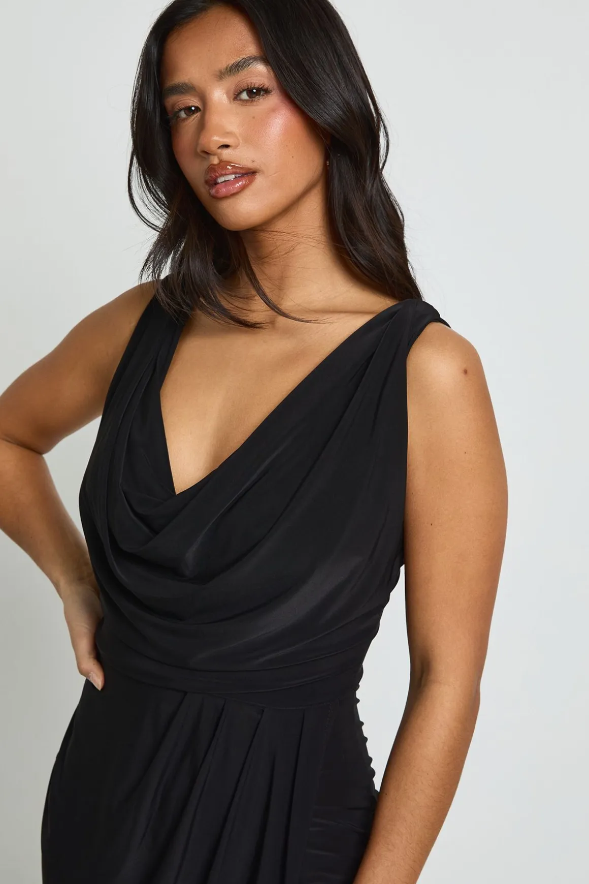 Robe Maxi Portefeuille Froncée En Tissu Slinky Petite