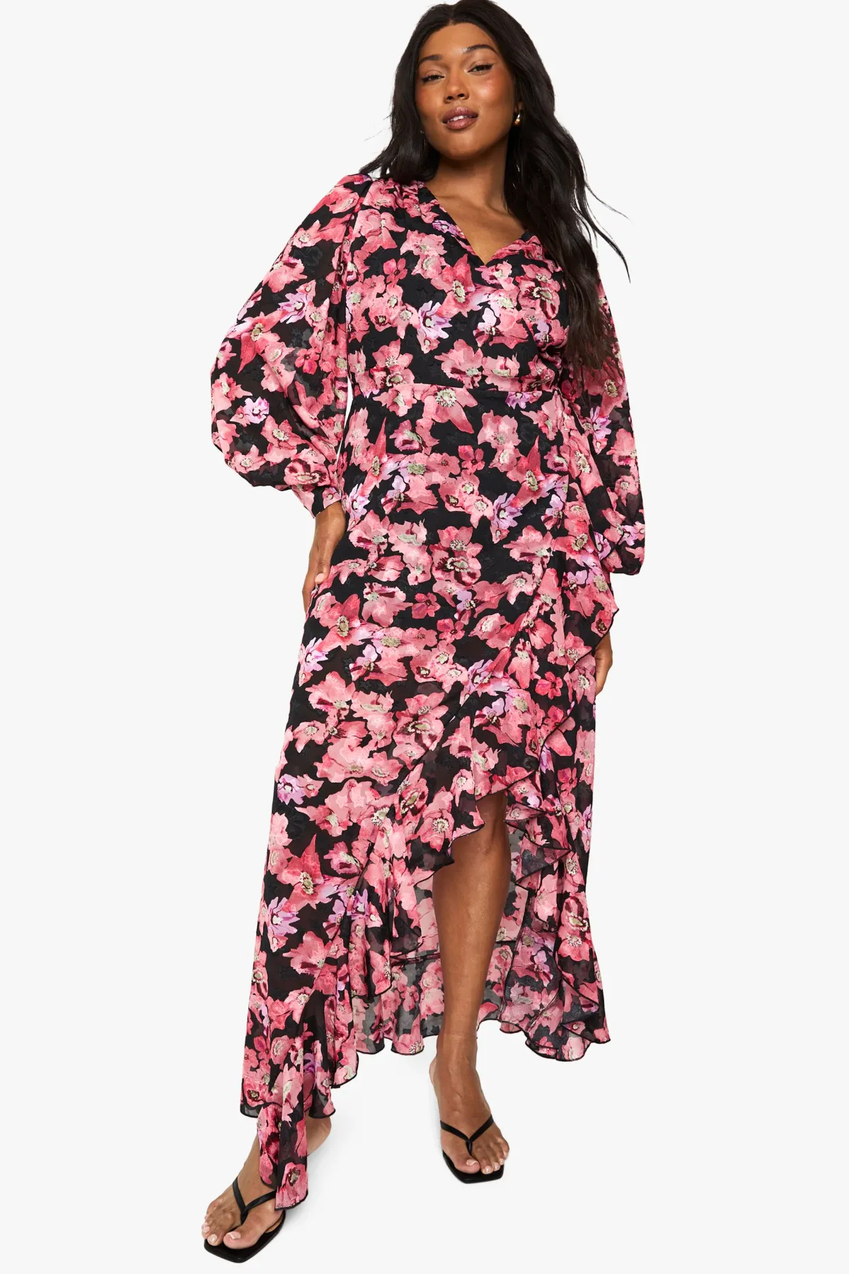 boohoo Robe Maxi Portefeuille à Volants Fleurie Plus<Femme Robes À Manches Longues|Robes