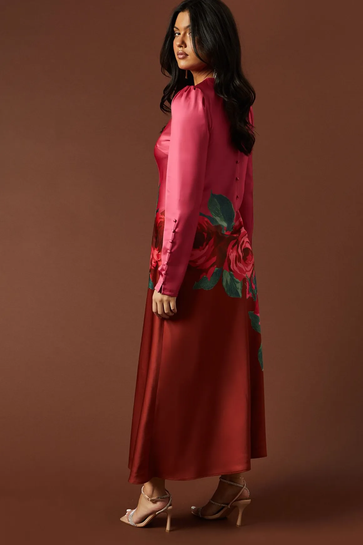 Robe Maxi Premium en Satin à Imprimé Placé avec Détails Boutonnés