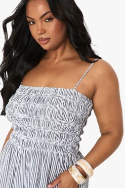 ROBE MAXI À RAYURES EN GRANDES TAILLES, FRONCÉE, À FINES BRETELLES