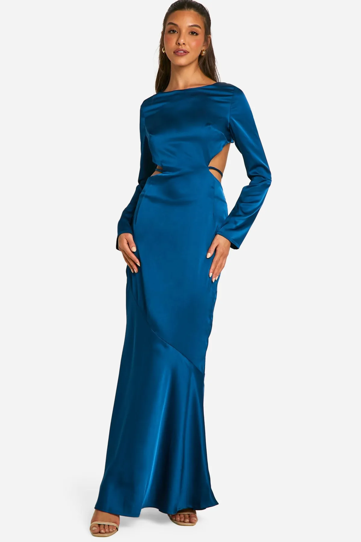 boohoo Robe Maxi Satin à Nouer dans le Dos<Femme Satin Et Dentelle|Robes À Manches Longues