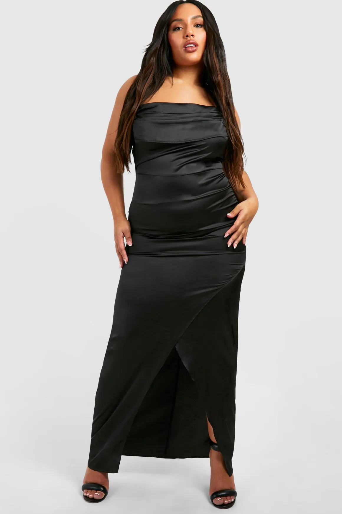Robe maxi slip pour grande taille à encolure drapée et bretelles