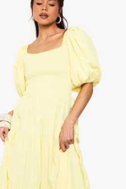 Robe maxi smockée froncée aux manches bouffantes extrêmes