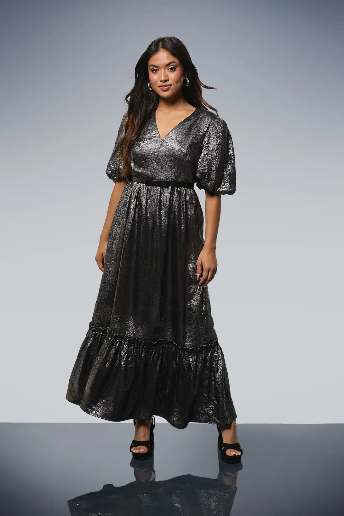 Dorothy Perkins Robe Maxi Étagée Petite DP Luxe à Manches Bouffantes Métallisées<Femme Robes De Soirée|Toutes Les Robes