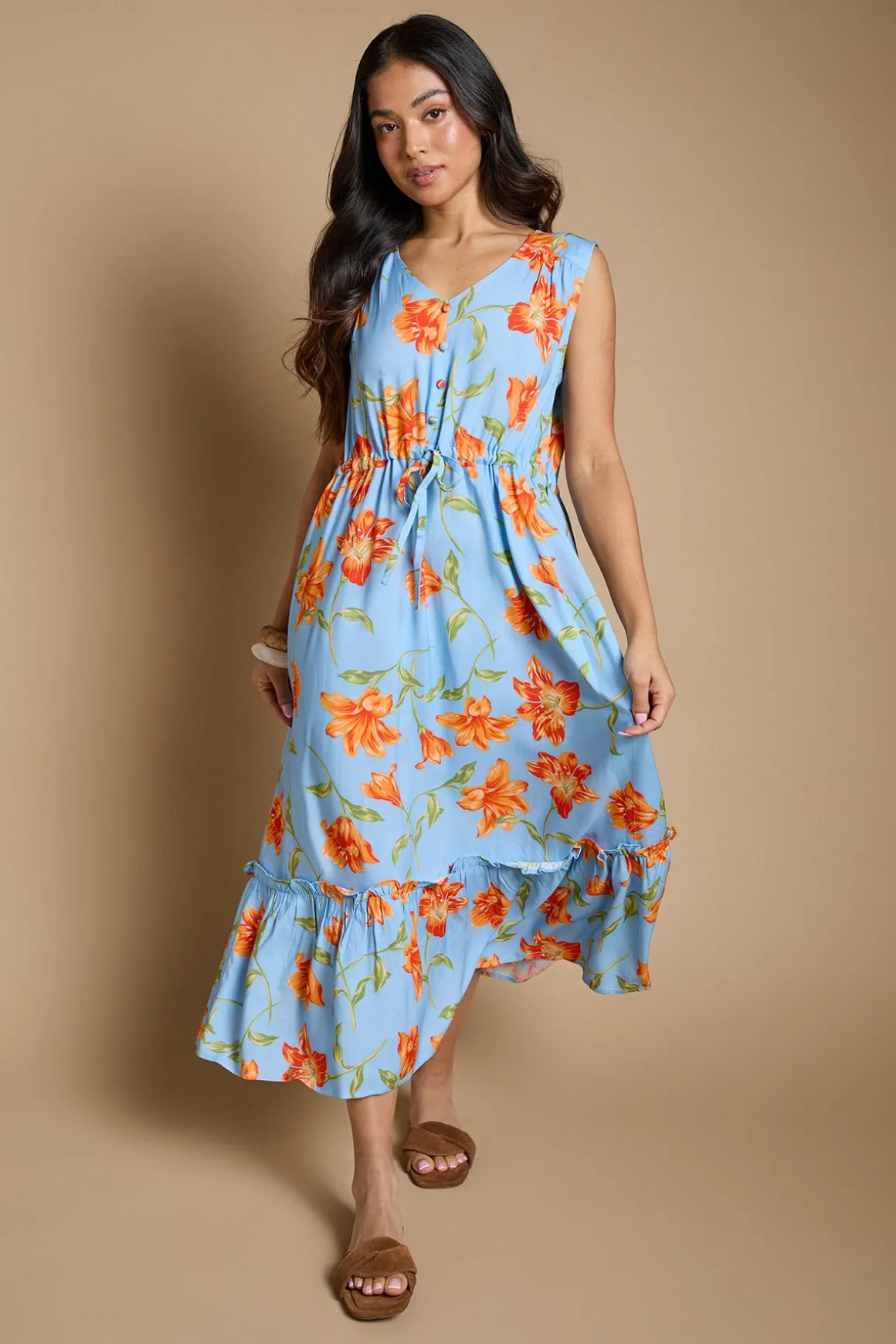 Robe Maxi Étagée À Taille Coulissée Sans Manches À Imprimé Fleuri Petite