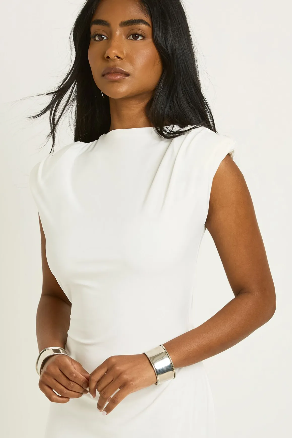 Robe Maxi Taille Basse Dos Nu Avec Épaulettes