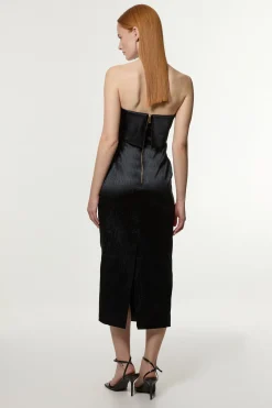 Robe Maxi Tailleur en Satin Structuré et Texturé à Bandeau, d'inspiration italienne pour grandes tailles