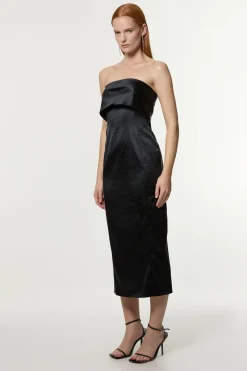 Robe Maxi Tailleur en Satin Structuré et Texturé à Bandeau, d'inspiration italienne pour grandes tailles