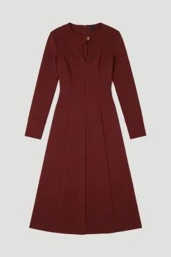 Robe Maxi Techno à Manches Longues avec Détail Trou de Serrure et Finitions