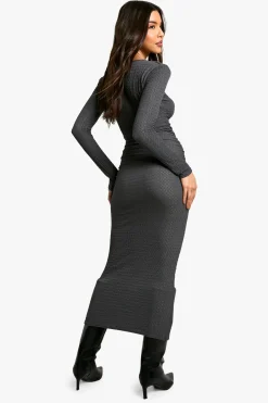Robe maxi texturée froncée asymétrique