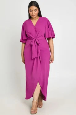 boohoo Robe Maxi Texturée Grande Taille Avec Détail Noué<Femme Robes Demoiselles D'Honneur|Robes
