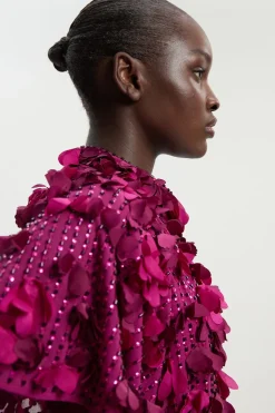 Robe maxi tissée à appliqué de cristal et manches d’ange