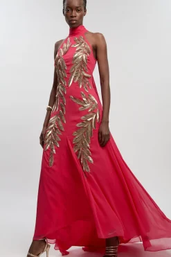 Robe maxi tissée avec détail en plumes et sequins à encolure halter