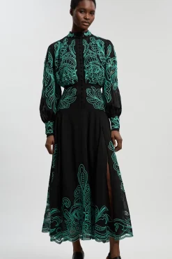 Robe Maxi Tissée Brodée De Perles Avec Découpes Ajourées