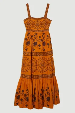 Robe maxi tissée à broderie florale et géométrique