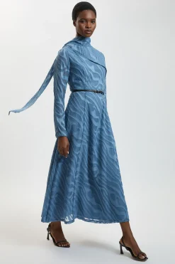Robe Maxi Tissée À Détail Foulard Et Rayures Slub Auto-rayées