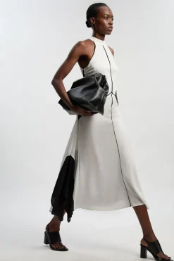 Robe Maxi Tissée à Encolure Licou en Tencel Fluide à Blocs de Couleur