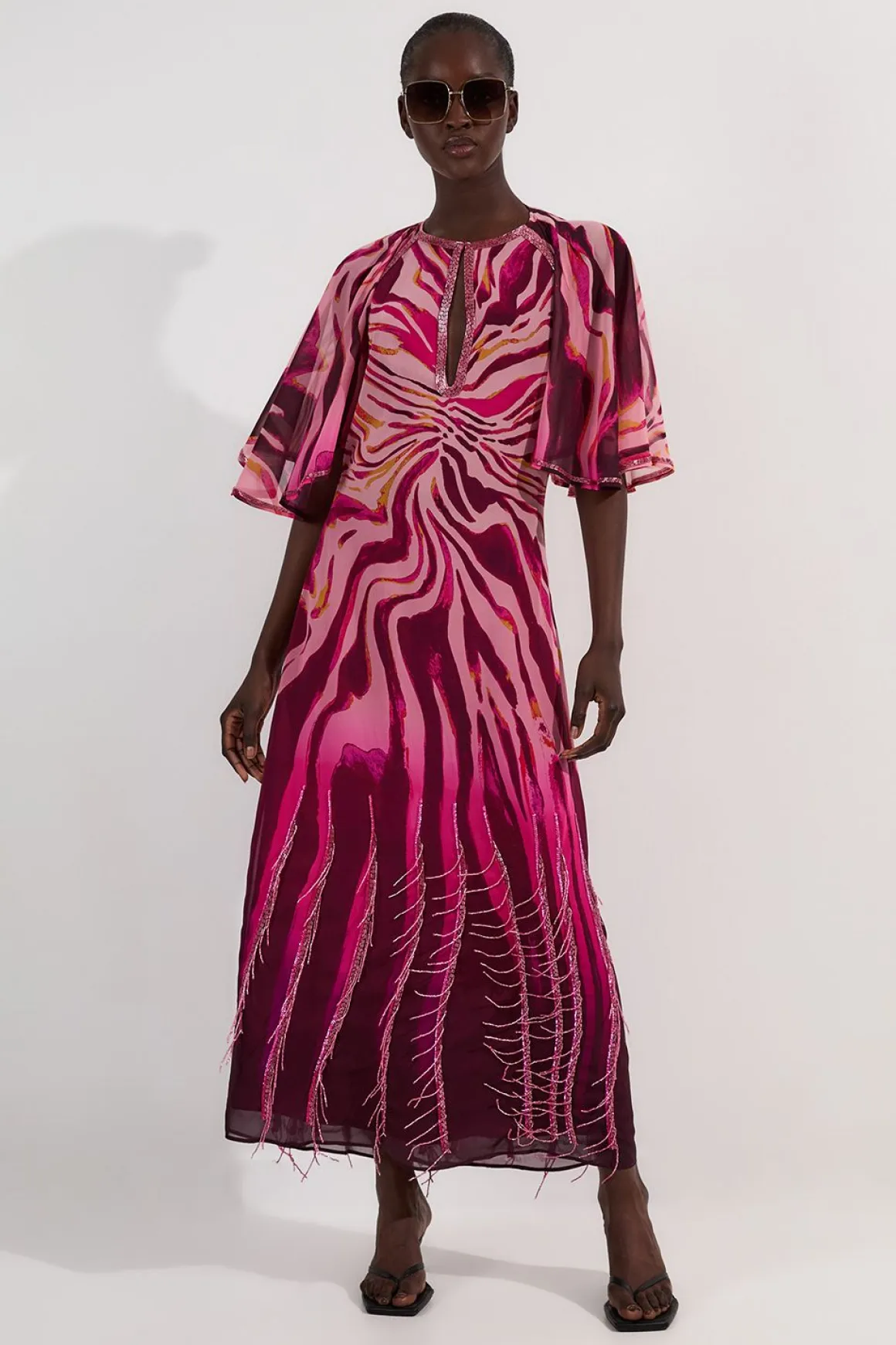 Robe Maxi Tissée à Manches Courtes en Georgette Ornée d'Imprimé Animalier