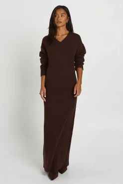 boohoo Robe Maxi Tricotée À Manches Longues Et Col V Petite<Femme Looks Chocolat|Pulls Et Gilets