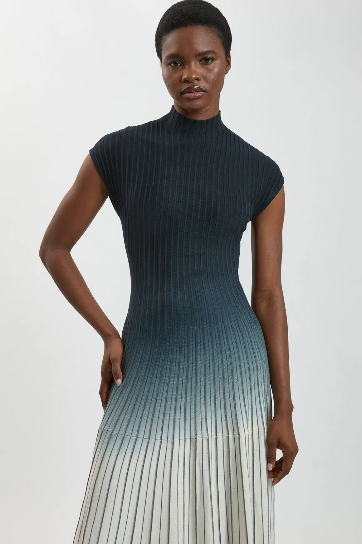 Robe Maxi Tricotée À Manches Longues Petite Avec Détail Dégradé Tie And Dye
