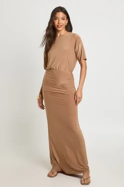 Robe Maxi Ultra Douce À Taille Froncée Et Manches Évasées