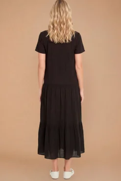 Robe Maxi Évasée À Encolure Dégagée