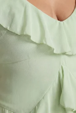 Robe Maxi À Volants Et Col Licou Grande Taille